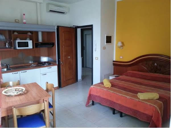 Residence La Villetta Rimini Exterior foto
